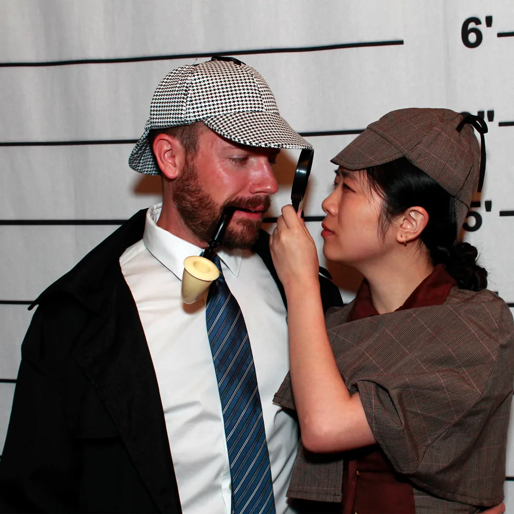 Guests turned detectives at a Portland murder mystery